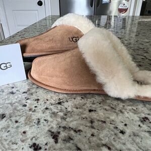 Ugg slippers-Women US 9